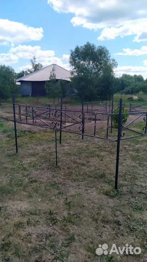 Изготовление ограды на могилу возможна установка