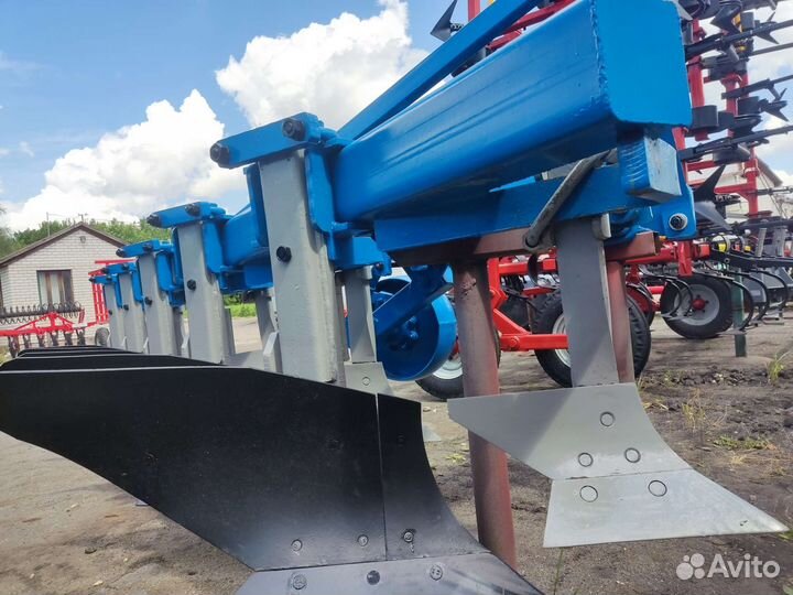 Плуг Светлоградагромаш 8 корп. (ПНУ-8х40), 2015