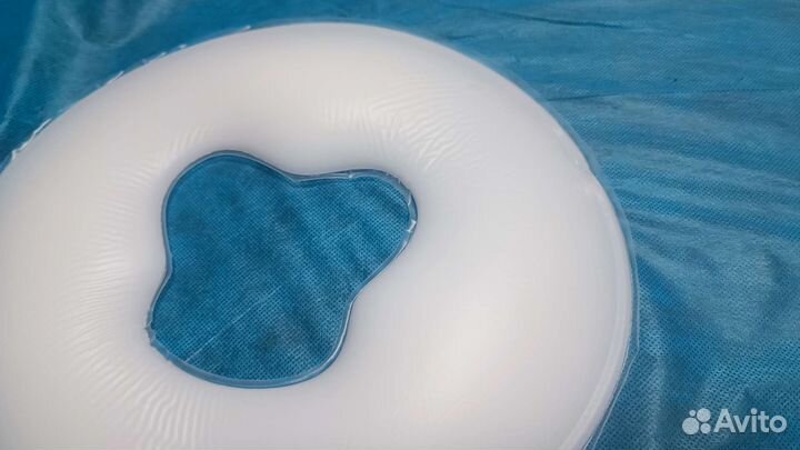 Силиконовая подушка для массажного стола (белая)