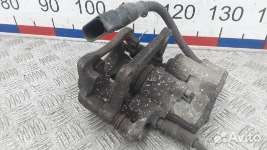 Суппорт тормозной задний правый audi A8 D3 (HEA28O