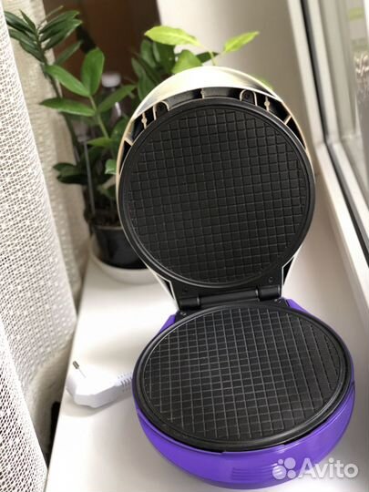 Электрическая вафельница kitfort