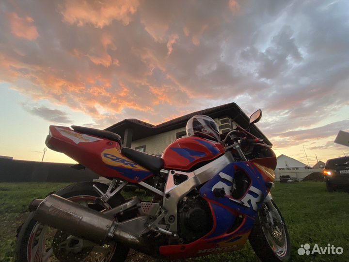 Honda CBR 919 RR