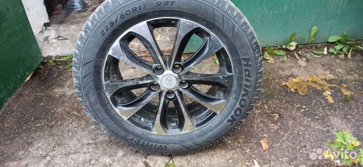 Колеса Hankook 225/60/17 зима, (4-й со сколом)