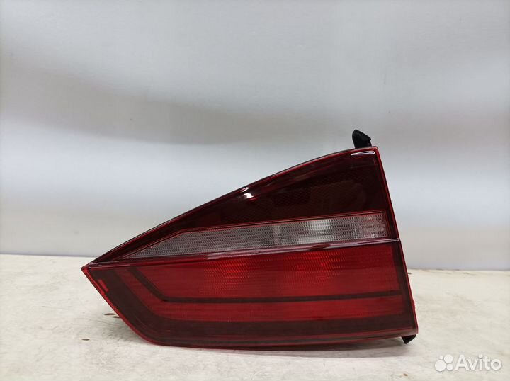 Фонарь левый внутренний Volkswagen Jetta 6 2010