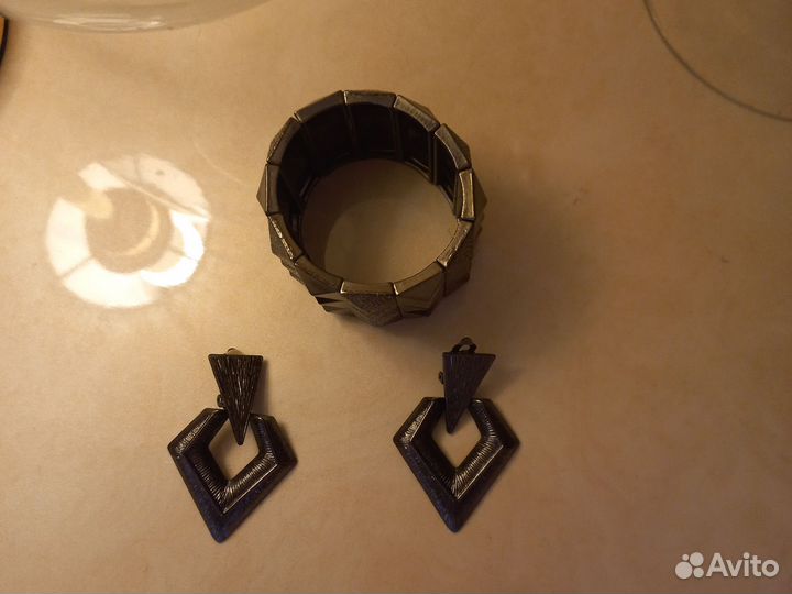 Браслет и серьги Манго