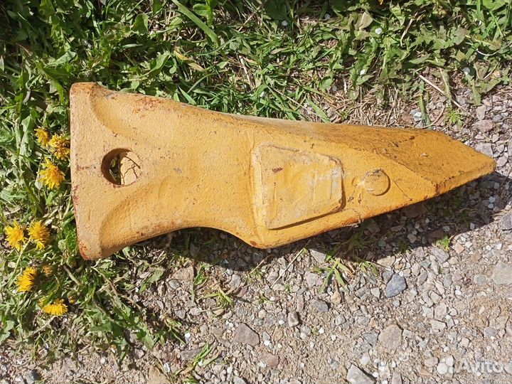 Зуб ковша (коронка) 9W1453 RP3