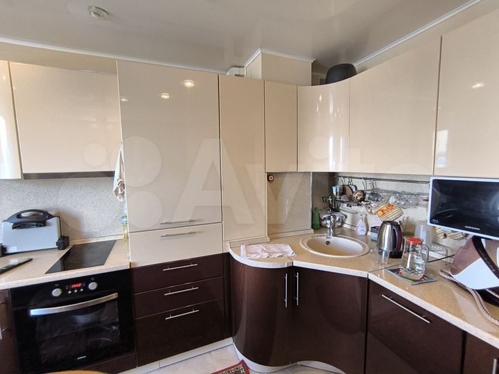 3-к. квартира, 67 м², 2/5 эт.