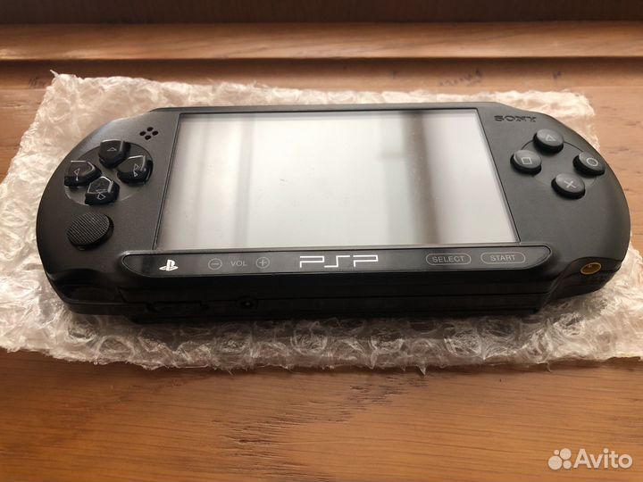 PSP E1008 street