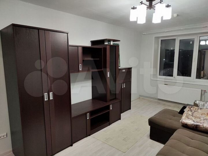 2-к. квартира, 64 м², 6/10 эт.