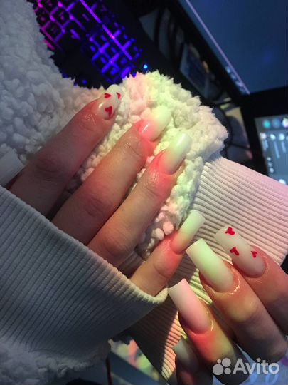 Маникюр на дому