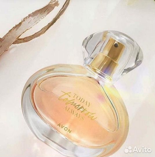 Avon Tomorrow Эйвон Набор духи+крем