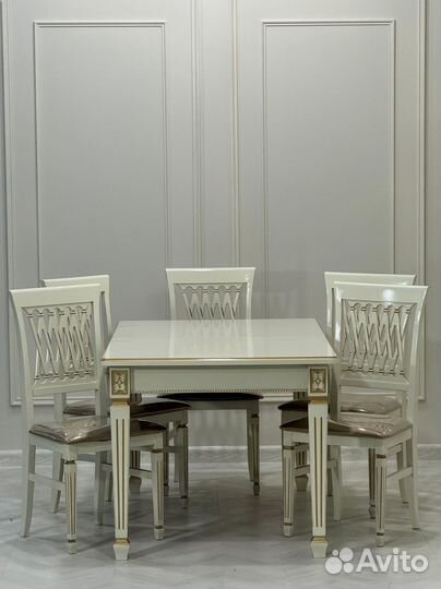 Стол со стульями в наличии\оплата при получении