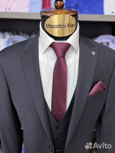 Мужской классический костюм