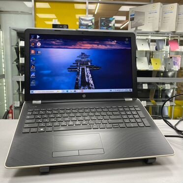 Ноутбук HP Core i3-6/ Radeon R7 M520 2Gb/ SSD+HDD