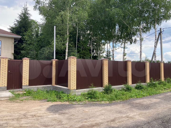 Коттедж 130 м² на участке 9 сот.