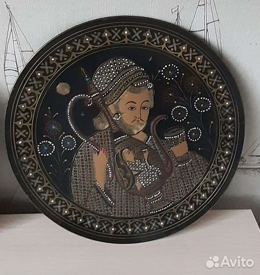 Декоративные медные тарелки на стену