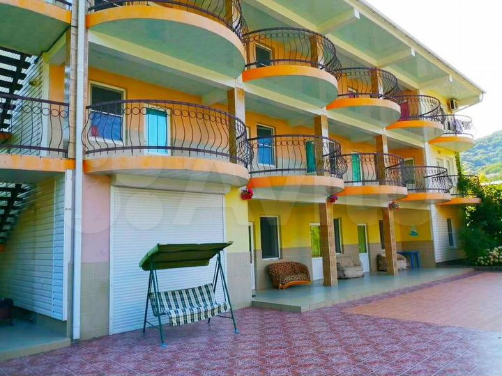 Комната 20 м² в > 9-к., 1/3 эт.