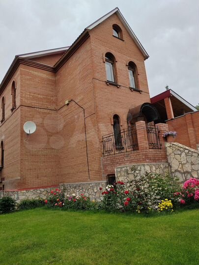 Дом 353 м² на участке 7 сот.