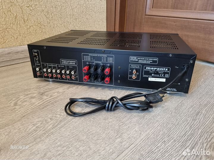 Усилитель Marantz pm4400 (230v) с пультом