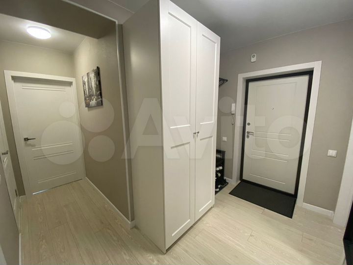 2-к. квартира, 50 м², 8/10 эт.