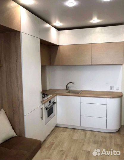 Кухня угловая на заказ.мдф фасады