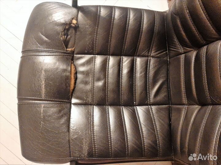 Кресло Атлант экокожа премиум черная, есть дефект