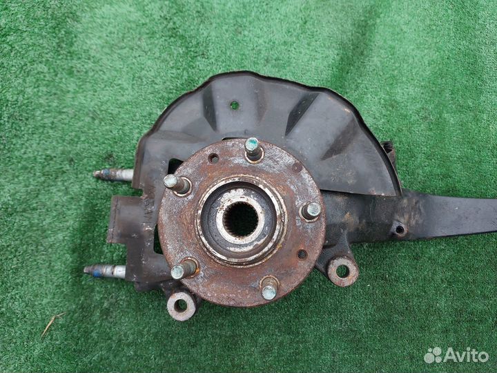 Кулак поворотный передний правый Мазда 6 GH