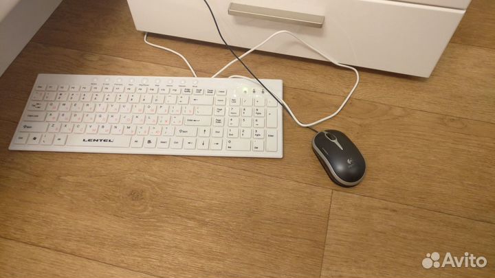 Моноблок asus et2010ag + подарок клавиатура мышь