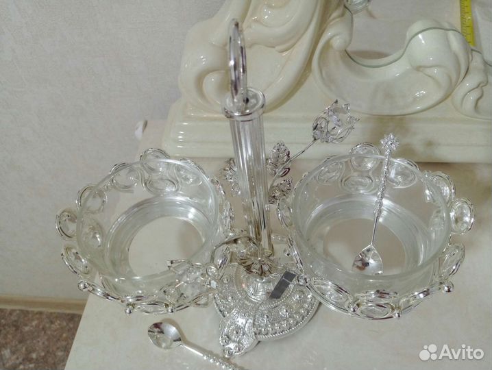 Сахарница серебро