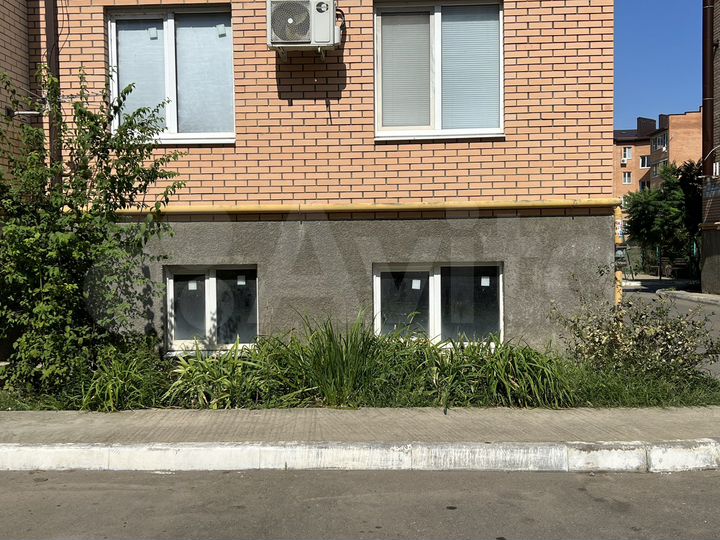 3-к. квартира, 64 м², 1/5 эт.