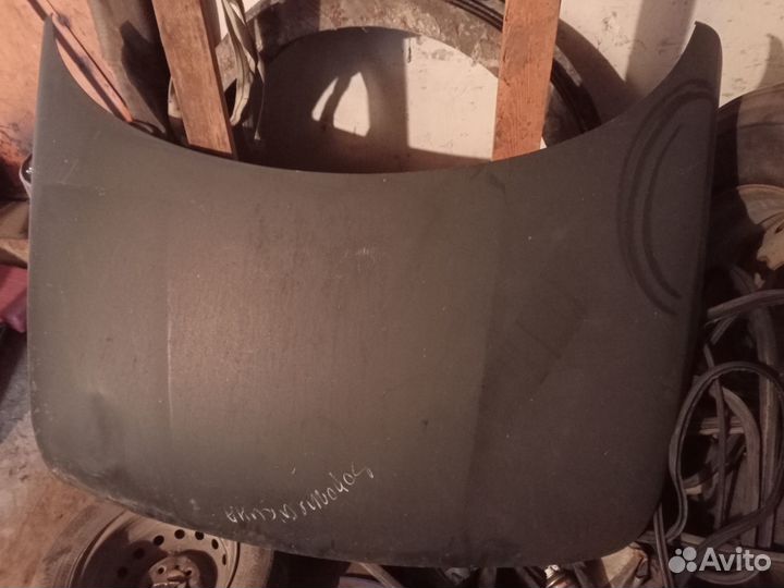 Капот ваз 2110