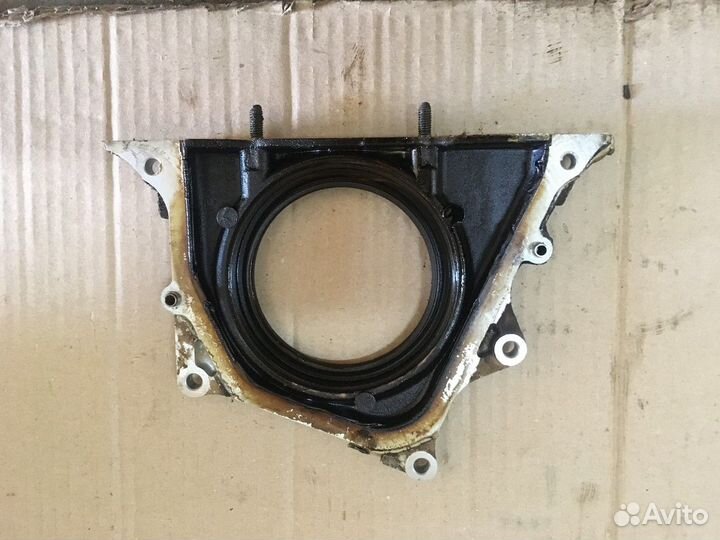 Крышка коленвала (Honda CR-V)