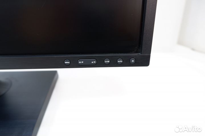 Монитор Samsung 22