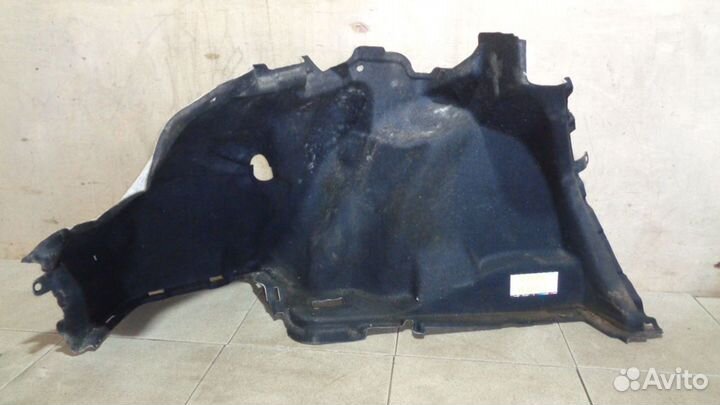 Обшивка багажника Lexus IS (XE30)