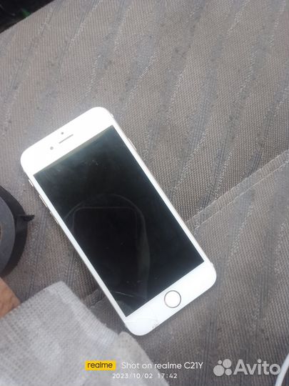 Телефон iPhone 6
