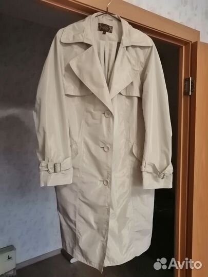 Плащ женский