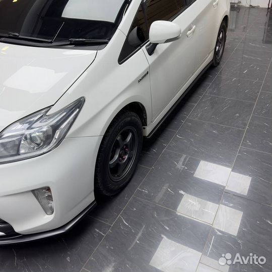 Комплект сплиттеров для Toyota Prius ZVW30 11-15
