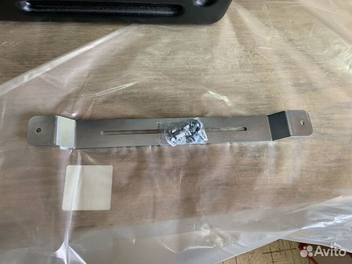 Бокс в кузов Пикап (правый)