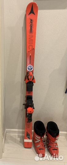 Горные лыжи и ботики atomic redster