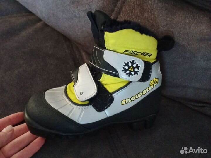 Лыжные ботинки fischer