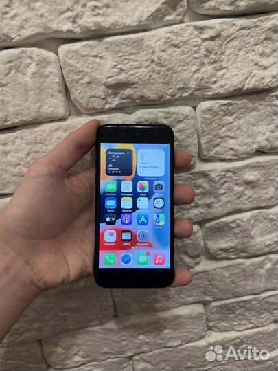 iPhone 7, 128 ГБ