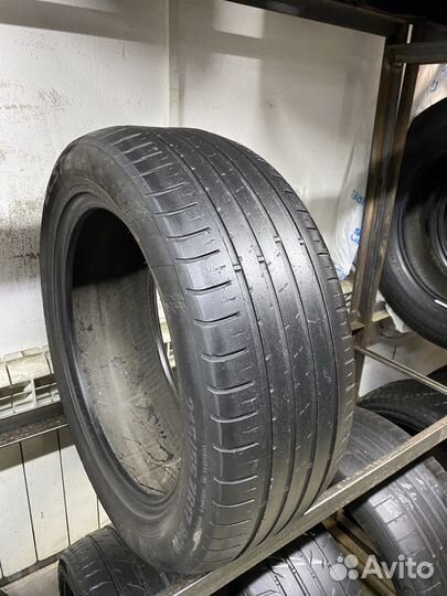 Kumho Ecsta HS51 215/55 R17 94W