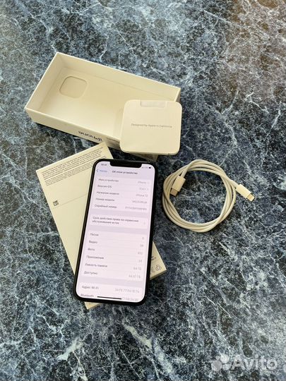 iPhone 12, 64 ГБ