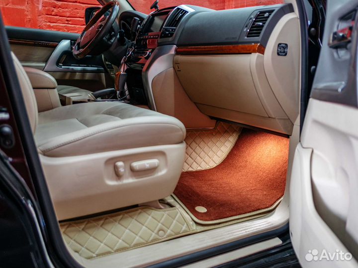 Автоковрики на toyota land cruiser