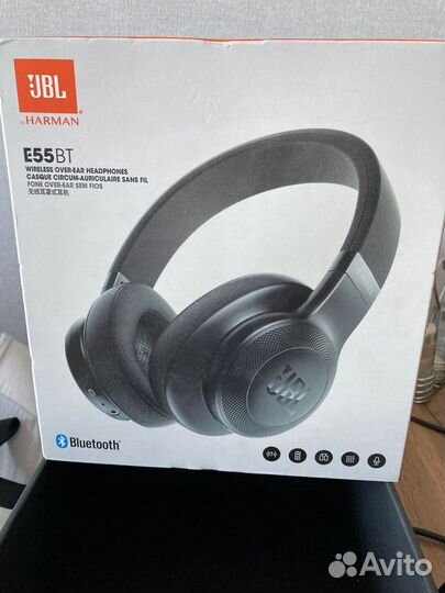 Проводные наушники