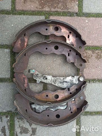 Задние тормозные колодки Рено Дастер