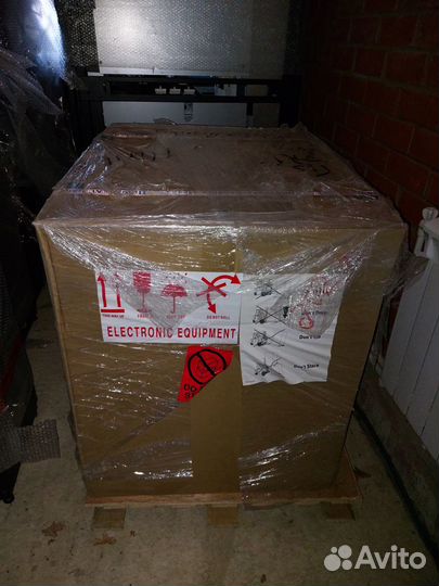 Symmetra PX 250kW Static Switch Module 400/480V