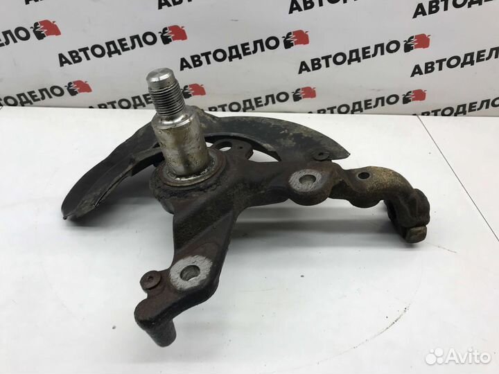 Кулак поворотный п/л Lincoln Town Car FN145 2001