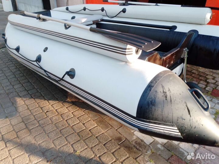 Лодка пвх Reef 390 F