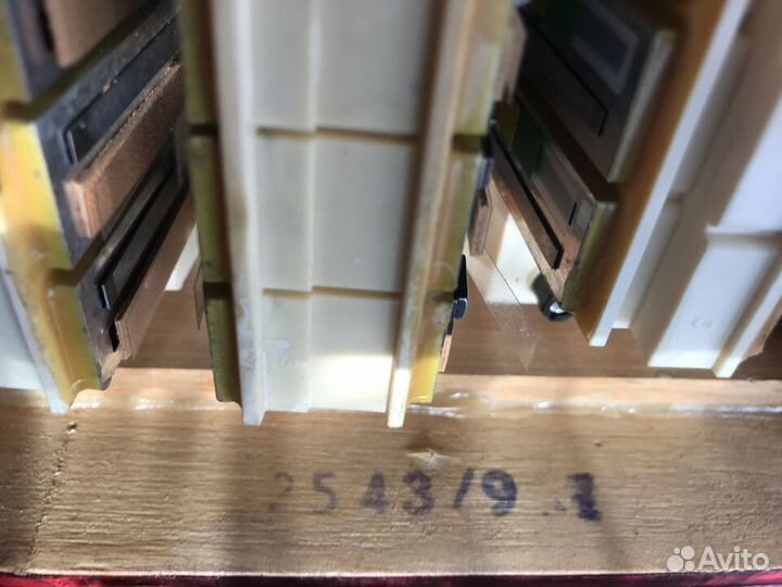 Аккордеон weltmeister meteor 4/4